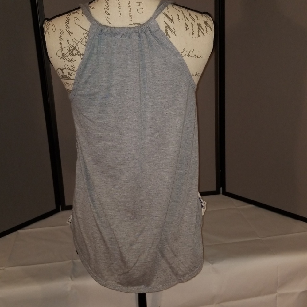 Adorable Rewind Top Size Medium - Picture 3 of 6